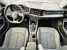 Audi A1  Sportback 30 TFSI 116 ch S tronic 7 S Line occasion - Photo 8