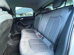 Audi A1 Sportback 30 TFSI 116 ch S tronic 7 S Line occasion - Photo 11
