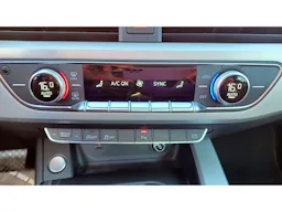 Audi A4 35 TFSI 150 S tronic 7 Design occasion - Photo 21