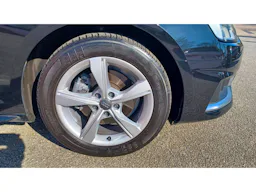 Audi A4 35 TFSI 150 S tronic 7 Design occasion - Photo 28