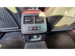 Audi A4 35 TFSI 150 S tronic 7 Design occasion - Photo 32