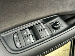 Audi Q8  60 TFSI E 462 Tiptronic 8 Quattro Compétition occasion - Photo 27