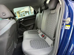 Audi A1 Sportback 1.0 25 TFSI - 95 - BV S-Tronic SPORTBACK 2019 Advanced occasion - Photo 11