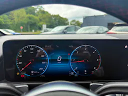 Mercedes Benz Classe GLB 200 d 8G-DCT AMG Line occasion - Photo 15