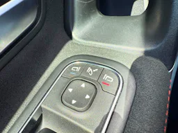 Mercedes Benz Classe A 200 d AMG Line occasion - Photo 32