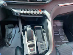 Peugeot 3008  Puretech 130ch S&S EAT8 Allure Pack occasion - Photo 16