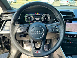 Audi A3 Sportback 40 TFSIe 204 S tronic 6 Design Luxe occasion - Photo 7