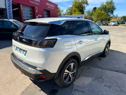 Peugeot 3008 3008 1.5 BHDI ALLURE EAT8 occasion - Photo 9