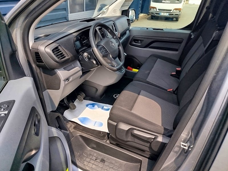 Opel Vivaro  L3 STANDARD 1.5 D - 120 COMBI occasion - Photo 3