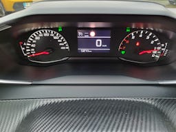 Peugeot 208 1.2I PURETECH 12V S&S - 100 ALLURE occasion - Photo 6