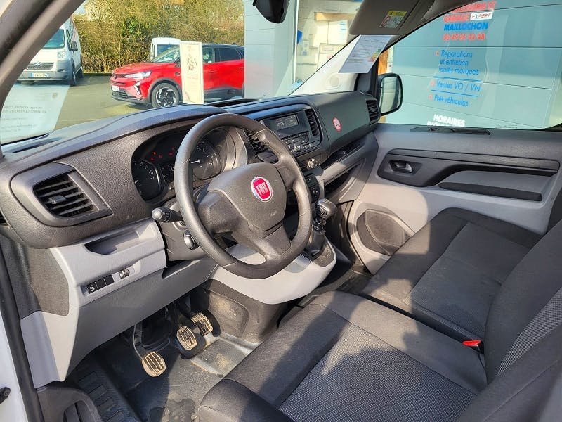 Fiat Scudo  COMPACT 1.5 MULTIJET 3 - 120 S&S FOURGON TOLE BUSI occasion - Photo 3