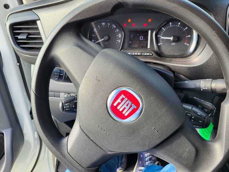 Fiat Scudo  COMPACT 1.5 MULTIJET 3 - 120 S&S FOURGON TOLE BUSI occasion - Photo 6