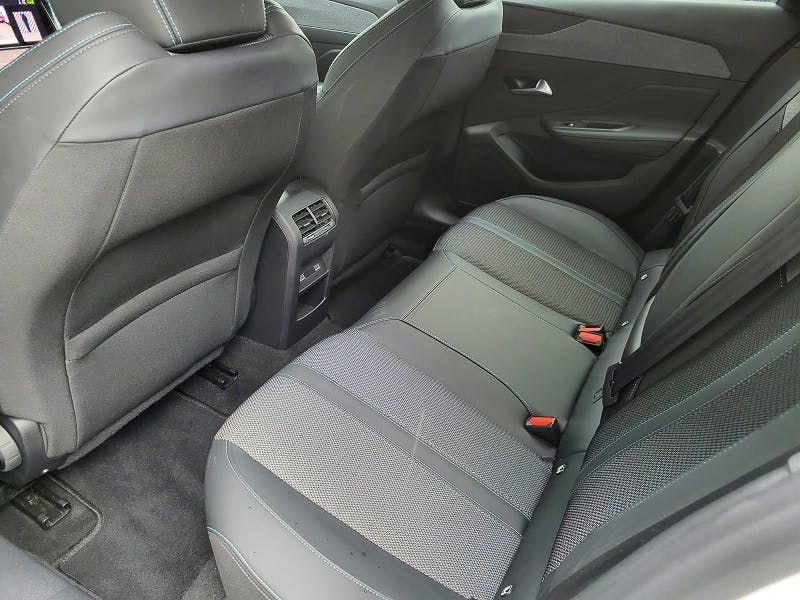 Peugeot 308  SW 1.5 BLUEHDI S&S - 130 - BV EAT8 ALLURE PACK occasion - Photo 12