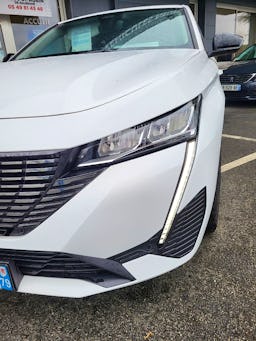 Peugeot 308  SW 1.5 BLUEHDI S&S - 130 - BV EAT8 ALLURE PACK occasion - Photo 16