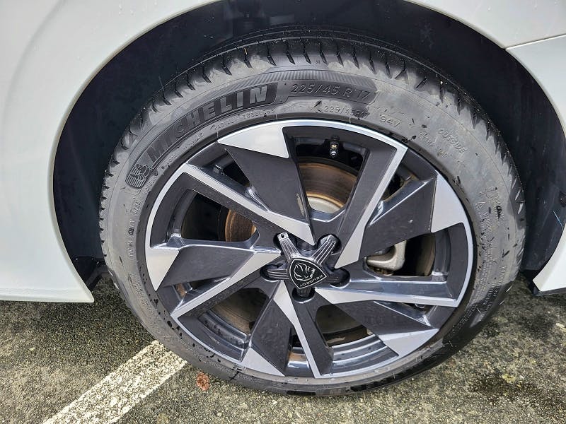 Peugeot 308  SW 1.5 BLUEHDI S&S - 130 - BV EAT8 ALLURE PACK occasion - Photo 17
