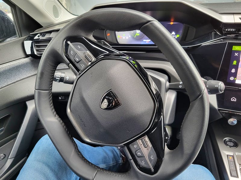 Peugeot 308  SW 1.5 BLUEHDI S&S - 130 - BV EAT8 ALLURE PACK occasion - Photo 6