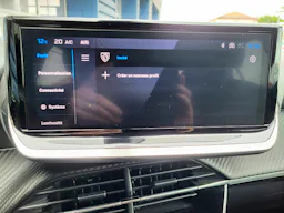 Peugeot 2008  1.2I HYBRID - 136 - BV E-DCS6 ALLURE occasion - Photo 9
