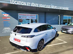 Peugeot 308 SW 1.5 BLUEHDI S&S - 130 - BV EAT8 ALLURE occasion - Photo 2