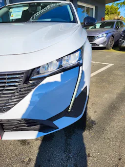 Peugeot 308  SW 1.5 BLUEHDI S&S - 130 - BV EAT8 ALLURE occasion - Photo 18