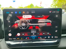 Volkswagen T-Roc  R-LINE 1.5 ETSI HYBRID 150 - S&S - BV DSG 7 occasion - Photo 18