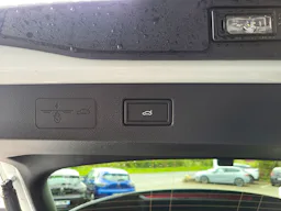 Volkswagen T-Roc  R-LINE 1.5 ETSI HYBRID 150 - S&S - BV DSG 7 occasion - Photo 7