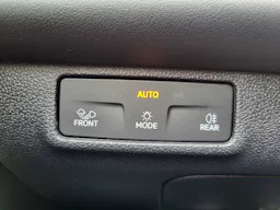 Volkswagen T-Roc R-LINE 1.5 ETSI HYBRID 150 - S&S - BV DSG 7 occasion - Photo 10