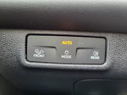 Volkswagen T-Roc R-LINE 1.5 ETSI HYBRID 150 - S&S - BV DSG 7 occasion - Photo 10