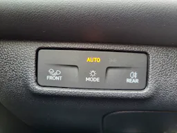 Volkswagen T-Roc  R-LINE 1.5 ETSI HYBRID 150 - S&S - BV DSG 7 occasion - Photo 10