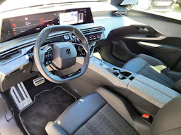 Peugeot 5008  1.2I HYBRID -145 - BV E-DCS6 GT occasion - Photo 3