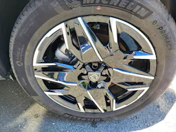 Peugeot 5008  1.2I HYBRID -145 - BV E-DCS6 GT occasion - Photo 24