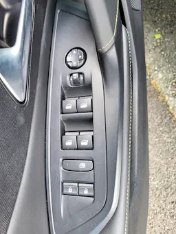 Peugeot 408  1.2I HYBRID -145 - BV E-DCS6 GT occasion - Photo 20
