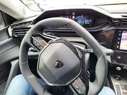 Peugeot 308 SW 1.2I HYBRID - 145 - BV E-DCS6 ALLURE occasion - Photo 6