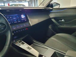 Peugeot 308 1.5 BlueHDi 130ch S&S Allure Pack EAT8 occasion - Photo 18