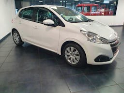Peugeot 208  1.5 BlueHDi 100ch E6.c Active BVM5 86g 5p occasion - Photo 4