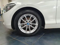 BMW Série 1 116d 116ch Lounge 5p // BI-XENON//CLIM BI-ZONE..// occasion - Photo 9