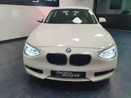 BMW Série 1 116d 116ch Lounge 5p // BI-XENON//CLIM BI-ZONE..// occasion - Photo 3