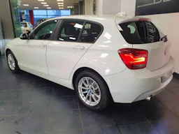BMW Série 1  116d 116ch Lounge 5p // BI-XENON//CLIM BI-ZONE..// occasion - Photo 7