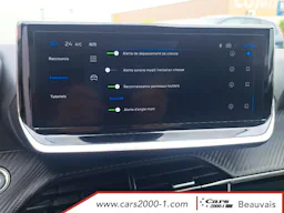 Peugeot 2008  Hybrid 145 e-DCS6 Allure occasion - Photo 28