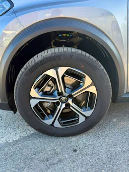Citroën C3 Aircross C3 AIRCROSS HYBRIDE 145E-DCS6 MAX 5 PL occasion - Photo 2