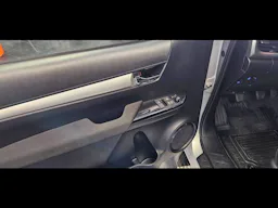 Toyota Hilux  2.4 D-4D 150ch X-Tra Cabine Légende 4WD RC23 occasion - Photo 13