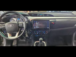 Toyota Hilux  2.4 D-4D 150ch X-Tra Cabine Légende 4WD RC23 occasion - Photo 14