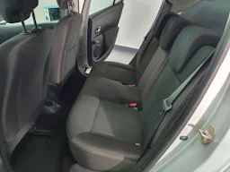 Renault Clio  1.5 dCi 75ch Expression Clim eco² 5p // Kit Distribution fait occasion - Photo 13