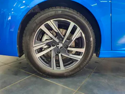 Peugeot 208  100ch S&S Allure Pack EAT8  // Etat neuf (-47% PRIX CATALOGUE) occasion - Photo 10