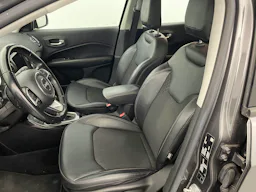 Jeep Compass 1.3 GSE T4 190 ch PHEV AT6 4xe eAWD Limited occasion - Photo 9