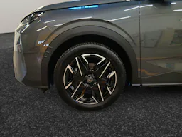 Peugeot 3008 NOUVEAU Hybrid 145 e-DCS6 Allure occasion - Photo 17