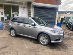 Mitsubishi Outlander  OUTLANDER PHEV 2.4  occasion - Photo 3