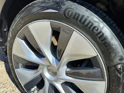 Tesla MODEL Y  Long-Range Dual Motor AWD AUTOPILOT Amélioré occasion - Photo 12