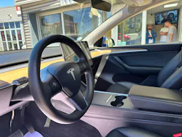 Tesla MODEL Y  Long-Range Dual Motor AWD AUTOPILOT Amélioré occasion - Photo 13