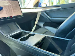 Tesla MODEL Y  Long-Range Dual Motor AWD AUTOPILOT Amélioré occasion - Photo 21