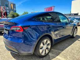 Tesla MODEL Y  Long-Range Dual Motor AWD AUTOPILOT Amélioré occasion - Photo 6